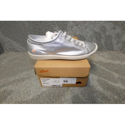 96 - A pair of ladies sneaker shoes by Softinos type ISLA154SOF Laminato silver size Euro 42