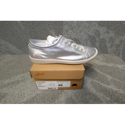 98 - A pair of ladies sneaker shoes by Softinos type ISLA154SOF Laminato silver size Euro 41