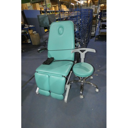 469 - An electric adjustable split leg podiatry type chair by Plinth Medical 93 Series, 240v supplied with... 