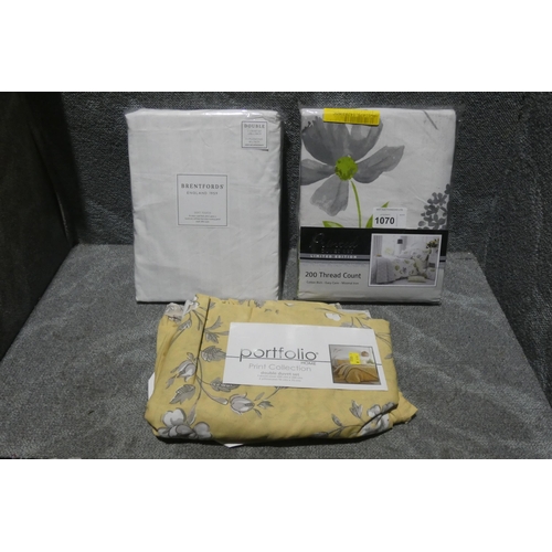 1070 - 3 x double size duvet cover sets