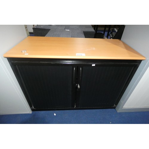 2272 - 1 black metal low tambour front office storage cabinet with wood effect top approx 100 x 46 x 73cm h... 