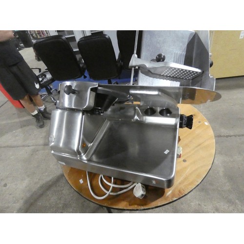 2190 - A commercial aluminium meat slicer by Berkel type 800, 240v - trade