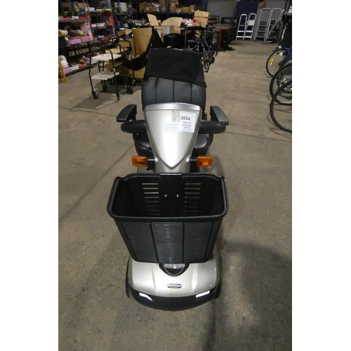 3054 - A battery powered mobility scooter by Shoprider type TE-888iX, 6/8mph, lights, indicators, 2015 mode... 