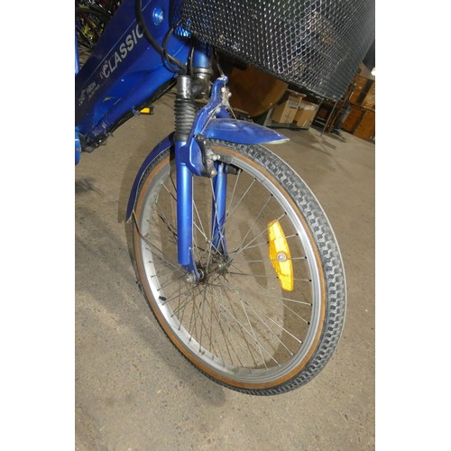 3081 - 1 electric bike by Thompson type Euro Classic, 36v and supplied with a charger, battery will not cha... 