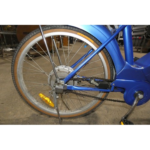 3081 - 1 electric bike by Thompson type Euro Classic, 36v and supplied with a charger, battery will not cha... 