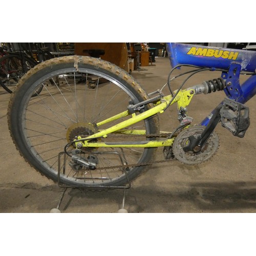 3085 - 1 mountain bike by Free Spirit type Ambush 24 inch wheels