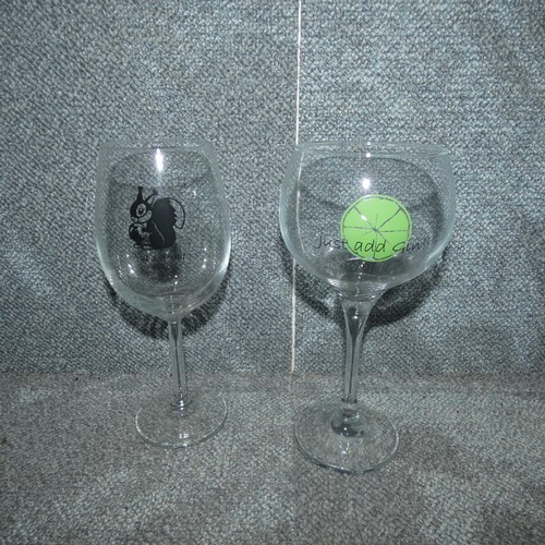 3212 - A quantity of Birthday/wedding day/special occasion gift/novelty wine/gin & tonic glasses. Contents ... 