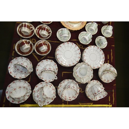4180 - 2 part vintage floral patterned tea sets and two decorative coffee sets