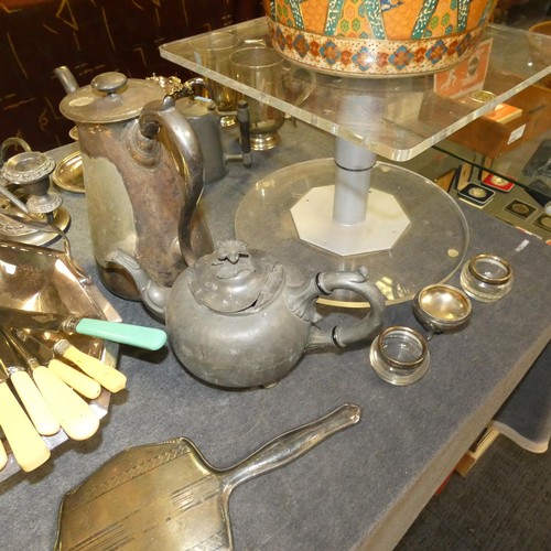 4191 - A large quantity of miscellaneous decorative silver-plated ware and cutlery etc