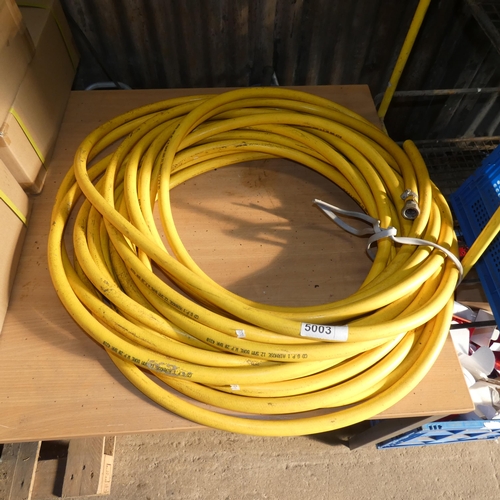 5003 - A length of yellow air hose - 12.5mm bore, WP 20 BAR and length approx 30m