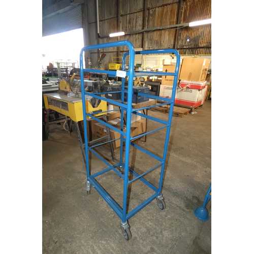 5070 - A wheeled blue metal trolley / frame - No shelves included