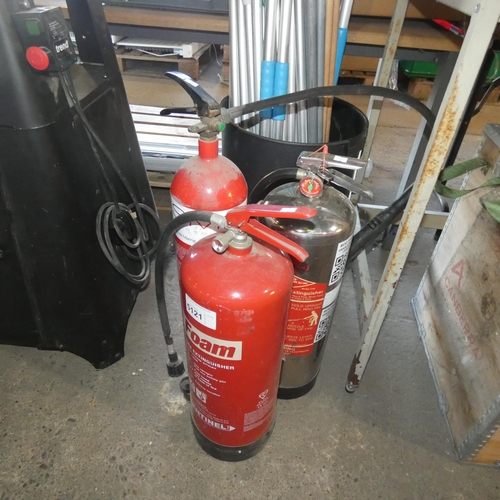 5121 - 3 various fire extinguishers