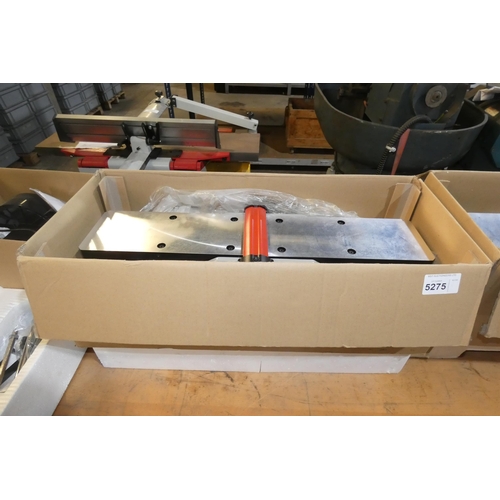 5275 - 1 Shinmax 40160H bench top  jointer 6 inch 240v. This is a sample machine which has only been tested... 