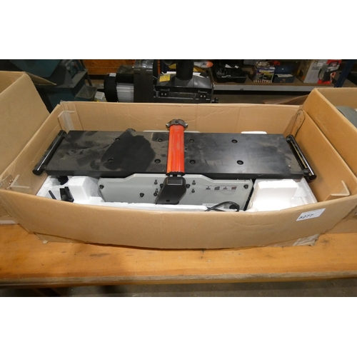 5277 - 1 Shinmax 40180HB bench top  jointer 8 inch 240v. This is a sample machine which has only been teste... 