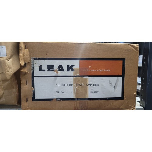 3356 - A vintage valve amplifier by Leak type Stereo 20 comes with original box - trade