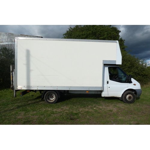 5679 - Ford Transit 125 T350 RWD LWB 2.2 TDCI 125PS RWD Luton Van, Reg WA12 EDF, 1st reg 08/03/2012, 6 spd ... 