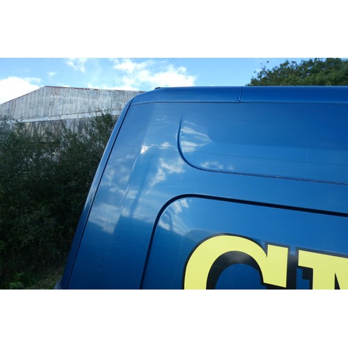 5681 - Vauxhall Movano 3500 2.5  CDTi LWB Hi Roof, Panel Van, reg MJ56 NBO, 1st reg 30/11/2006, 6 spd manua... 