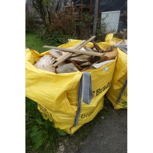 5584 - 1 dumpy bag containing a quantity of various wood off cuts