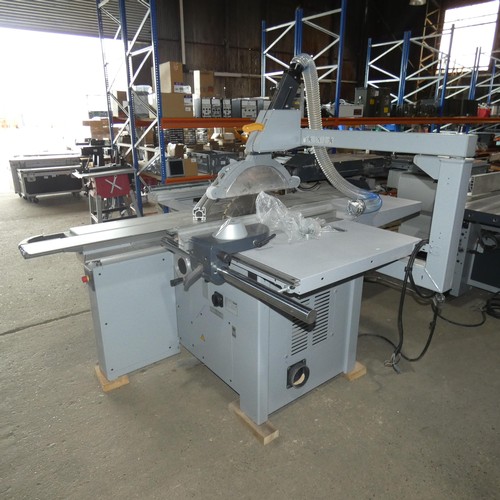 5293 - 1 sliding table panel saw by Felder model C-tech K 740 S, 3ph, YOM 2020, Cost £10k almost unused.