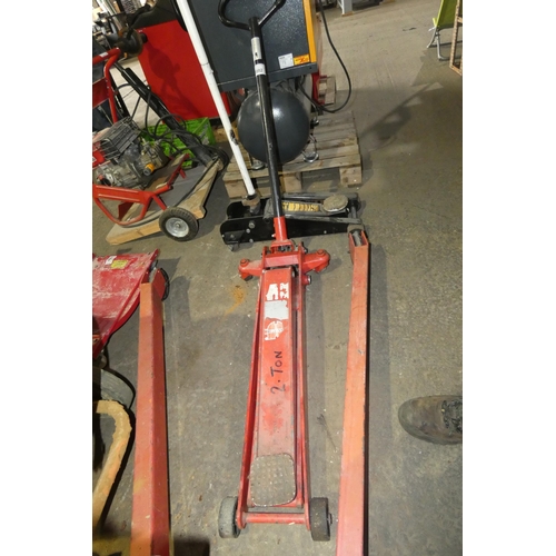 5882 - 1 Wurth 2 ton trolley jack