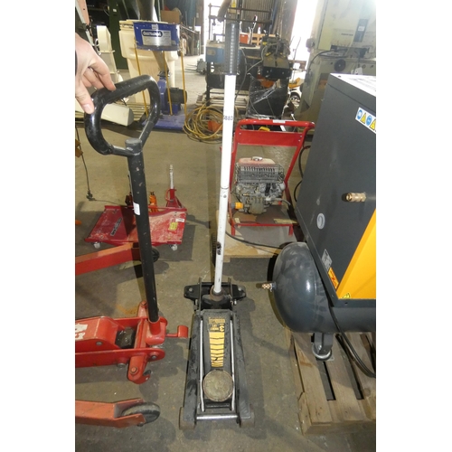 5883 - 1 Sealey 3 ton Rocket Lift trolley jack