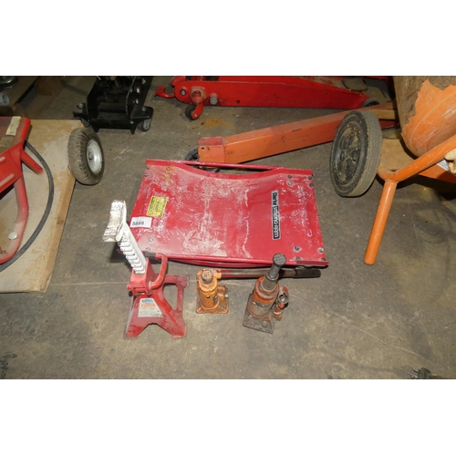 5888 - 1 x Clarke Strong Arm red metal wheeled skate capacity approx 500kg,  1 x Yankee 2 ton axle stand, 1... 