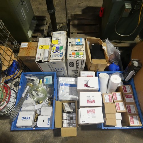 5903 - 1 pallet containing a quantity of various plumbing related items including Baxi parts, Heatrae Sadia... 