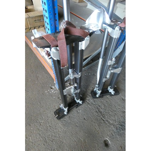 5188 - A pair of KMS drywall / plastering stilts 24 - 40 inch