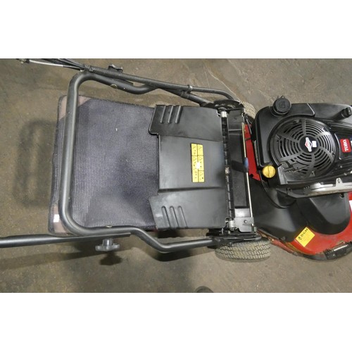 5937 - A self propelled Toro lawnmower type Timemaster 30, 76cm wide cut, Briggs & Stratton 223cc engine. R... 