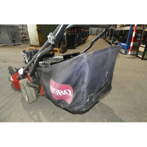 5937 - A self propelled Toro lawnmower type Timemaster 30, 76cm wide cut, Briggs & Stratton 223cc engine. R... 