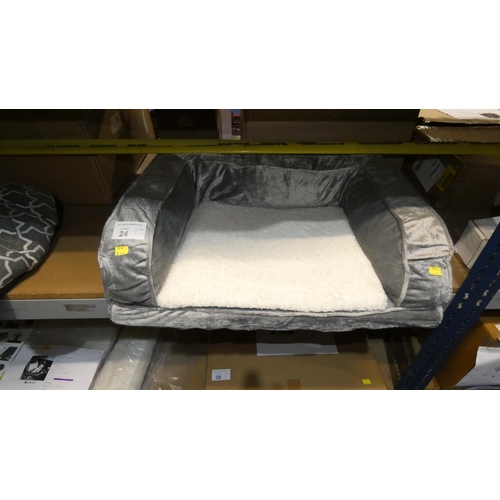 24 - 1 grey / silver pet bed with white cushion