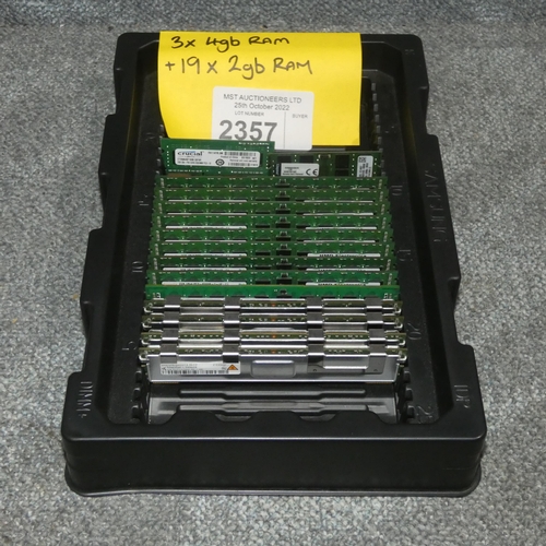 2357 - A quantity of 4gb & 2gb ram sticks