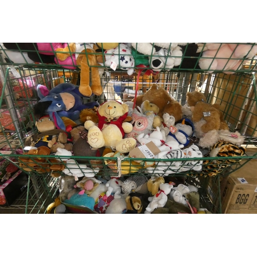 2567 - A large quantity of various soft toys including TY beanie babies, contents of 1 basket, basket not i... 