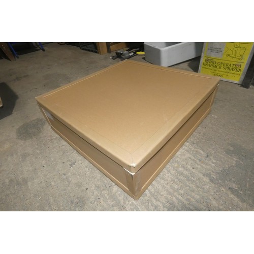 2056 - 9 good quality cardboard postage boxes each approx 77 x 74 x 23cm (30 x 29 x 9 inches)