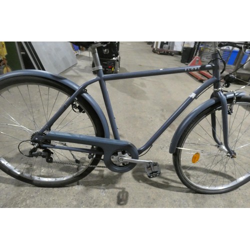 2088 - 1 city bike by Elops type 120HF, 700C wheels, with NO back rack & missing rear brake cable