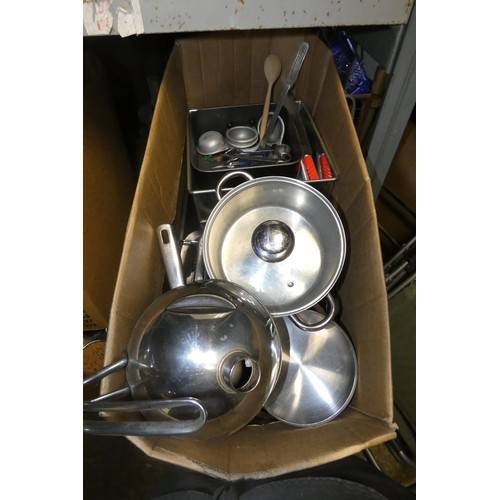 2110 - A quantity of various household items including a Team bread maker 240v, a table lamp,  suitcase, ki... 