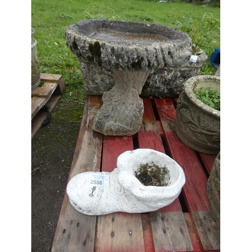 2586 - 1 X weathered concrete bird bath and a white boot shaped planter