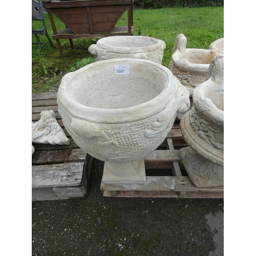 2607 - 2 X decorative goblet shaped planters with square bases