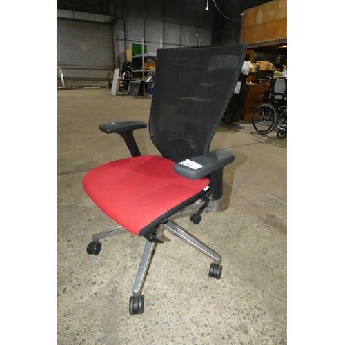 1240 - 1 office swivel chair by Techo with red seat and a black mesh back