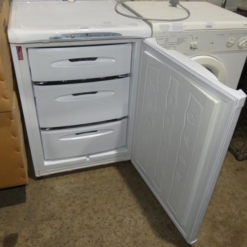 1086 - An under counter freezer by Hotpoint type Future RZA34 - trade. TESTED WORKING