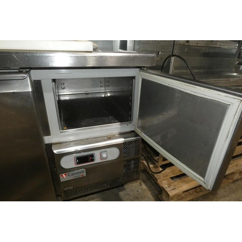 1152 - A 3 door salad/pizza prep bench fridge with sliding chopping board & lift top by Caravell - trade. T... 