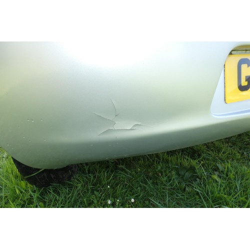 813 - Toyota Yaris T Spirit 3 dr hatchback, Silver, Reg: GPO6  HVD, 1st reg 25/05/2006, 5 spd manual petro... 