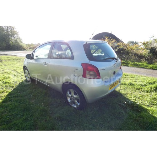 813 - Toyota Yaris T Spirit 3 dr hatchback, Silver, Reg: GPO6  HVD, 1st reg 25/05/2006, 5 spd manual petro... 