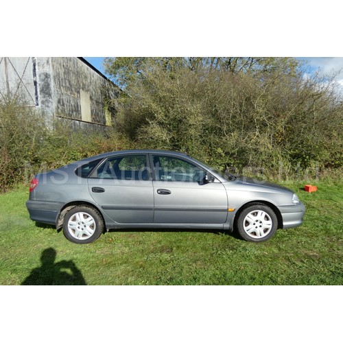 814 - Toyota Avensis GS VVT-I Auto, 5 Dr hatchback, Silver, Reg: FM02 OKN, 1sy reg 14/07/2002, 4 speed aut... 