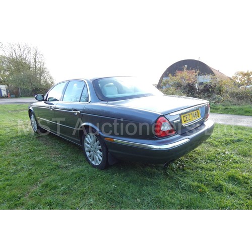 816 - Jaguar XJ6 V6 Auto Saloon, Silver/grey, Reg: CEZ 7480, 1st reg 28/04/2005, 6 spd auto Petrol 2967cc,... 