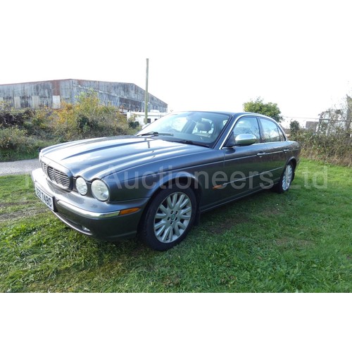 816 - Jaguar XJ6 V6 Auto Saloon, Silver/grey, Reg: CEZ 7480, 1st reg 28/04/2005, 6 spd auto Petrol 2967cc,... 