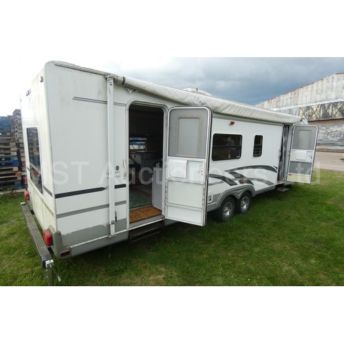 823 - American Caravan by R-Vision, Super Trail – Lite TL8307S, Manufactured 2006,  30ft 10” long. Slide-o... 