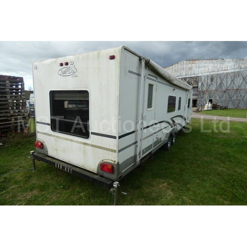 823 - American Caravan by R-Vision, Super Trail – Lite TL8307S, Manufactured 2006,  30ft 10” long. Slide-o... 