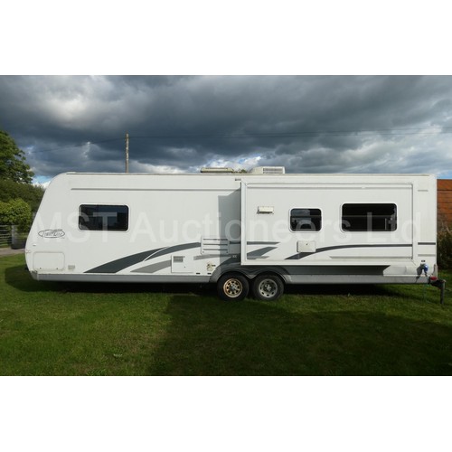 823 - American Caravan by R-Vision, Super Trail – Lite TL8307S, Manufactured 2006,  30ft 10” long. Slide-o... 