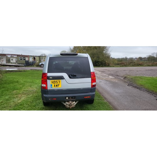 822 - Landrover Discovery 3 MWB, Light 4x4 Utility, Commercial TD V6.. Reg HD57 AWF, 07/01/2008, 6 spd man... 